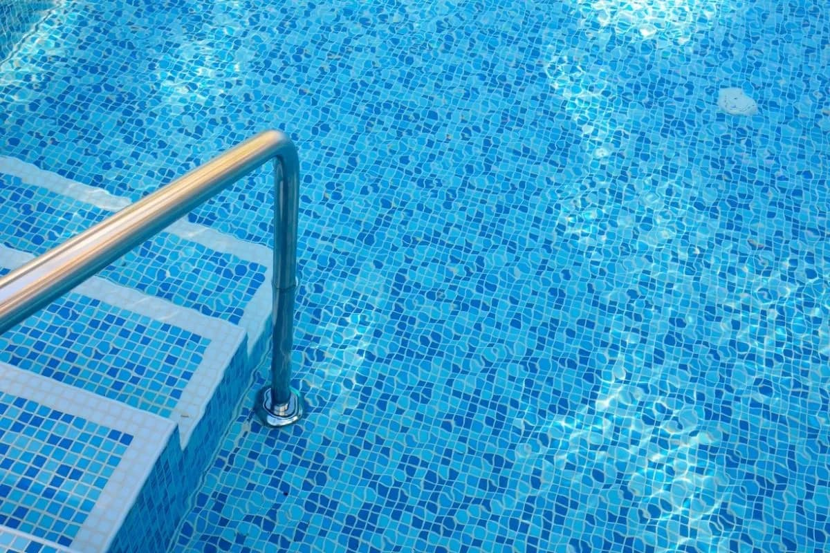 Gdzie znajdują się termy Uniejów? Odkryj ich lokalizację i dojazd