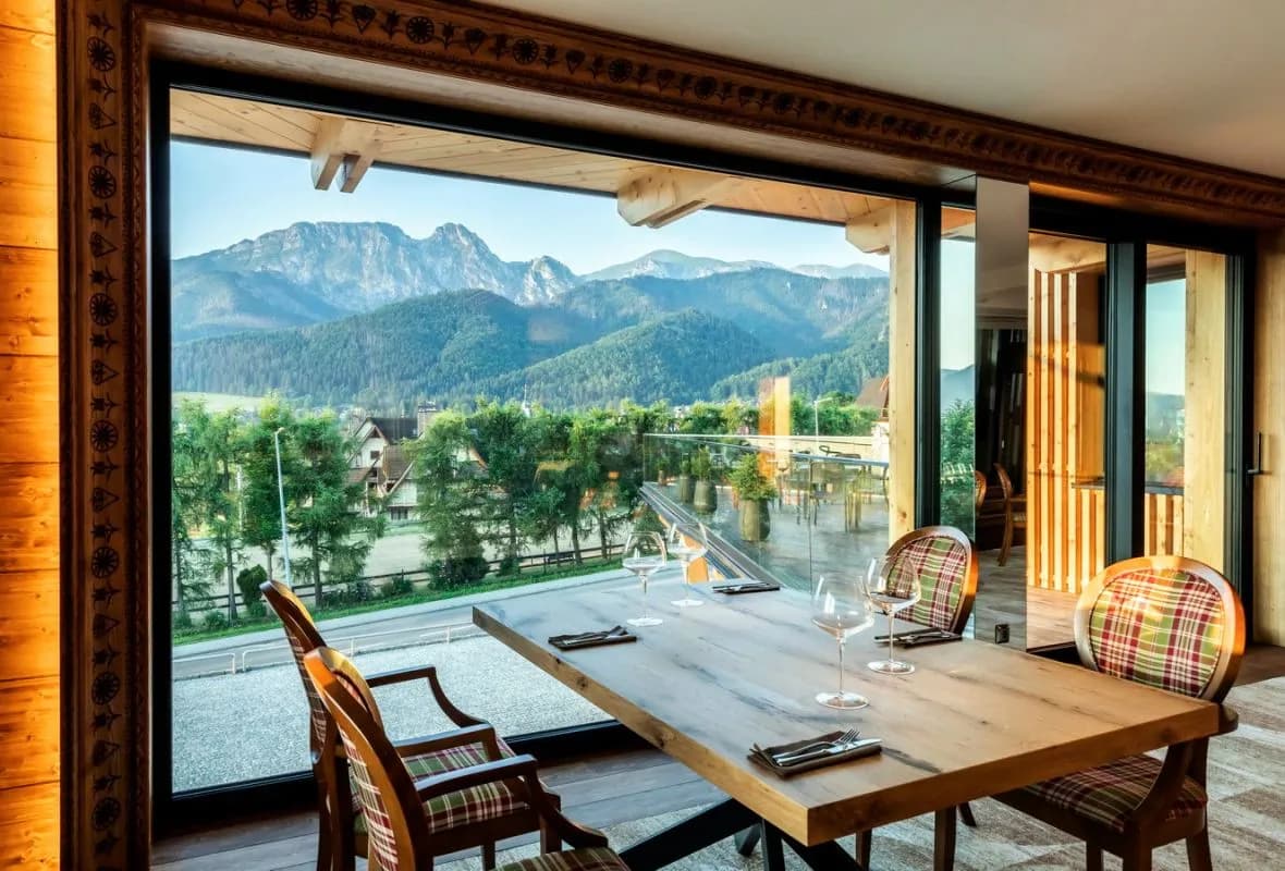 Najlepsze restauracje widokowe w Bukowinie Tatrzańskiej z panoramą